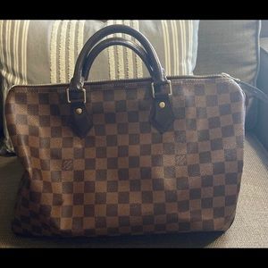 Louis Vuitton Speedy 35